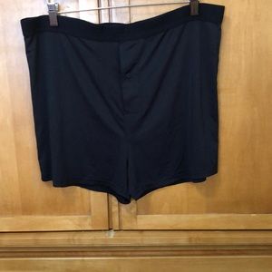 Perry Ellis portfolio black shorts medium size
